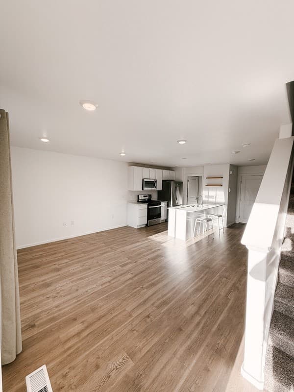 Santaquin Townhome: 1251 S Harvest View Dr