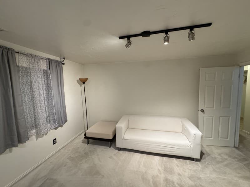 West Jordan Single Room: 8308 S 1890 W