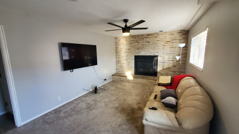 Layton Single Room: 1270 E 3075 N