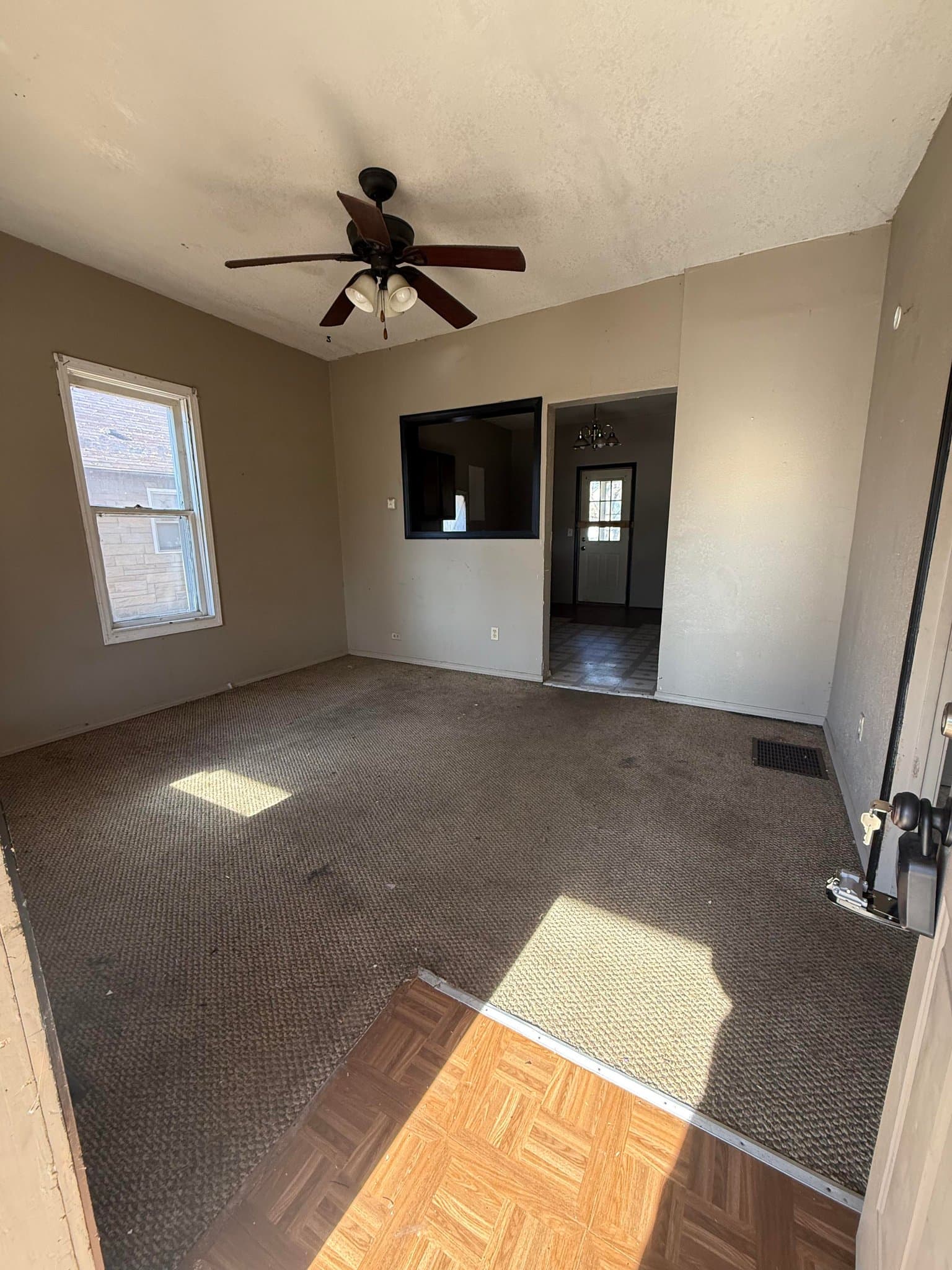Decatur House: 1286 East Vanderhoof St