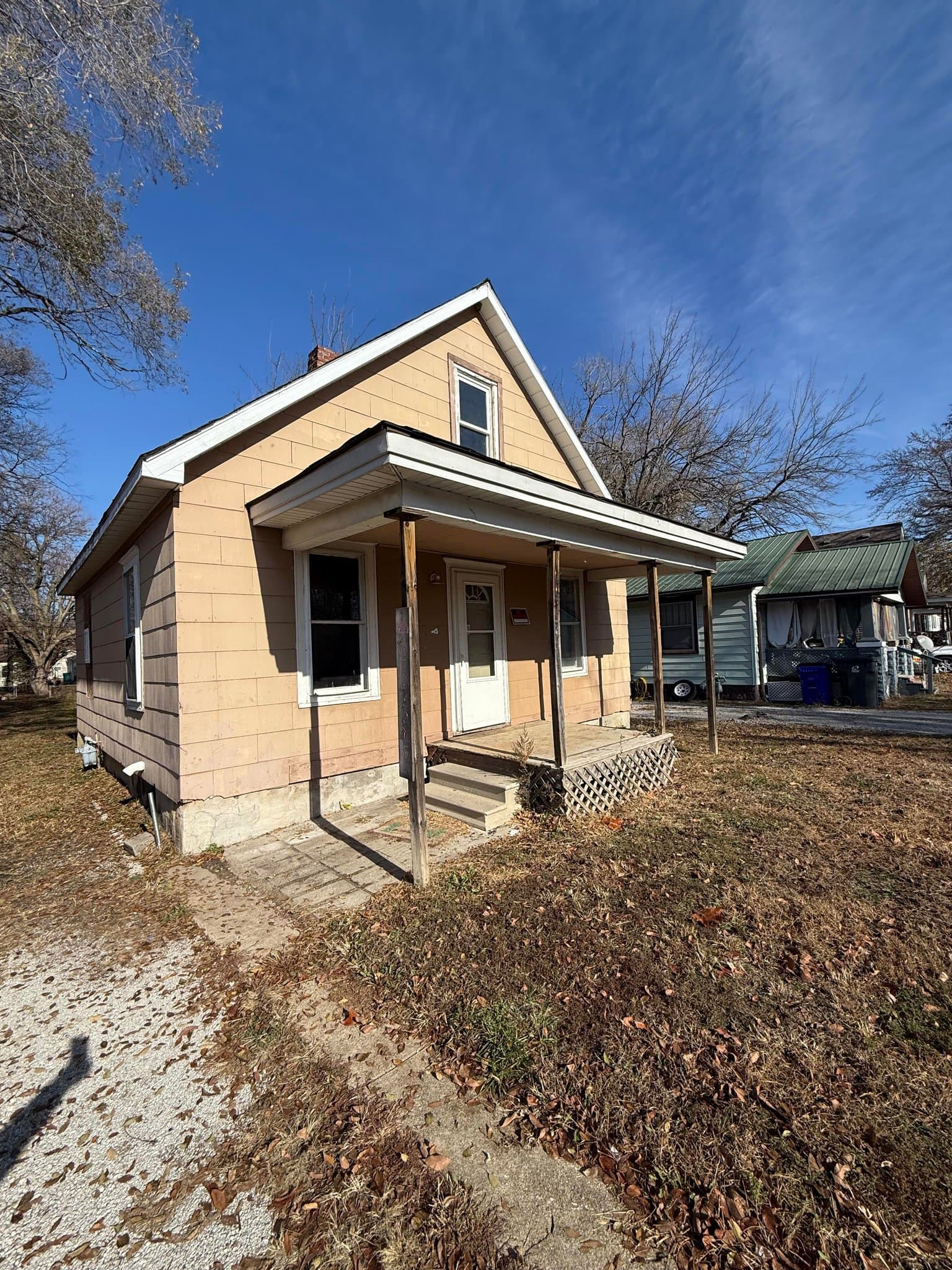 Decatur House: 1286 East Vanderhoof St