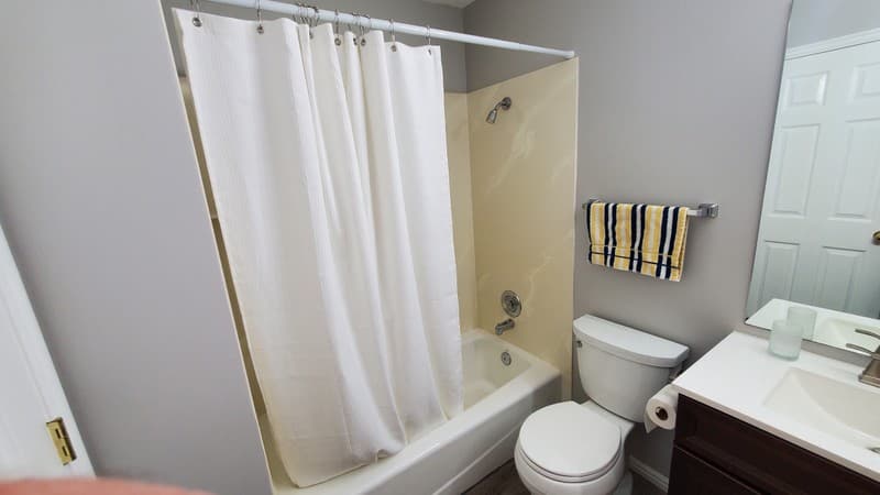Layton Single Room: 1270 E 3075 N