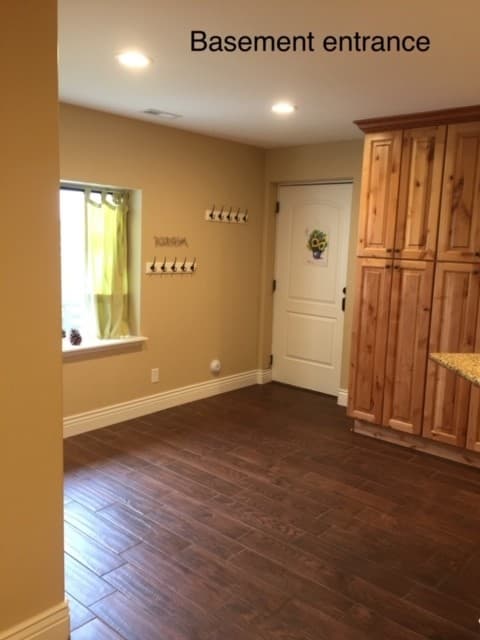 South Jordan Single Room: 11061 S Lucas Ln