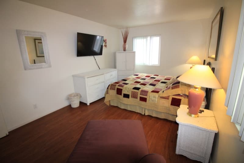 San Diego Multiplex: 820 Island Ct