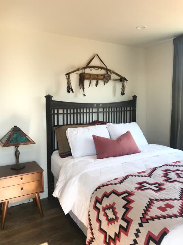 Mapleton House: 559 W 800 S