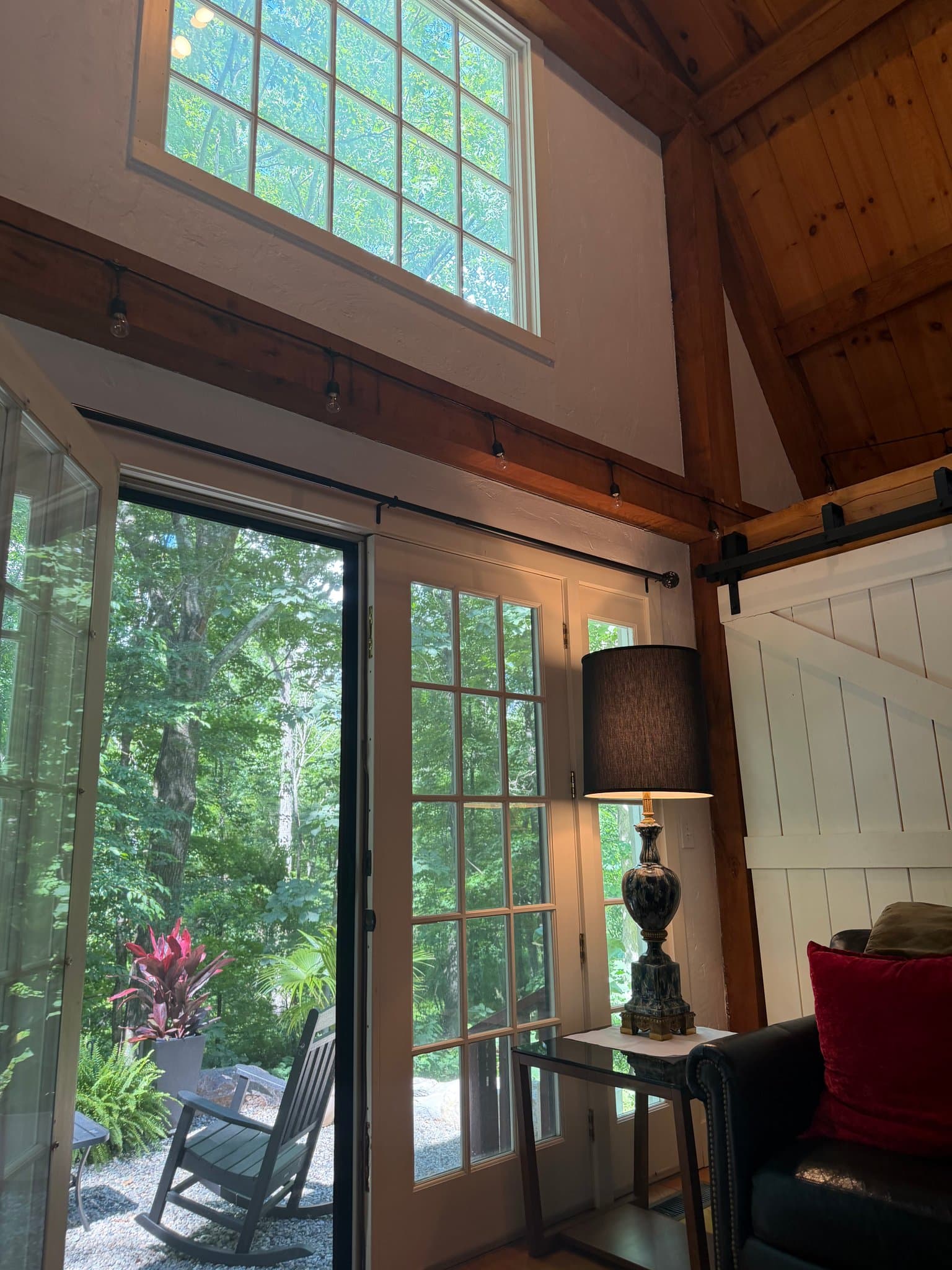 Ridgefield House: 300 Chestnut HIll Road