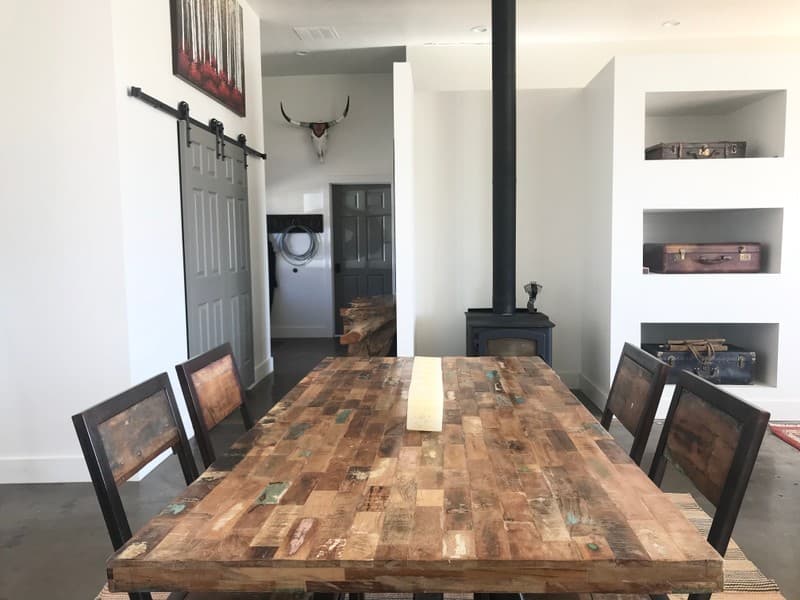 Mapleton House: 559 W 800 S