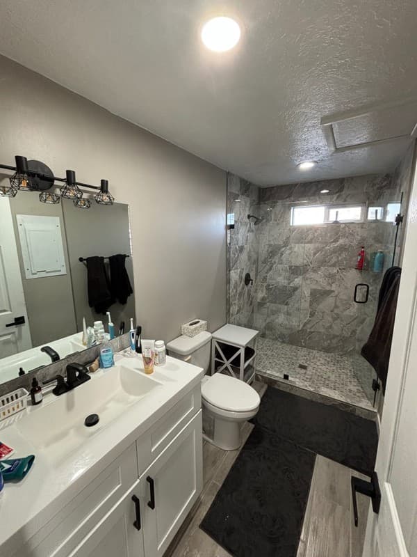 Roy Apartment: 5386 S 1950 W
