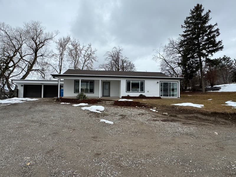 Logan House: 2789 N 1600 E