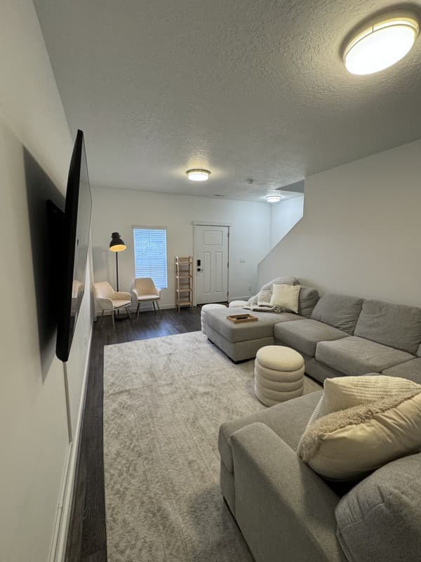 Vineyard Townhome: 635 E 380 N