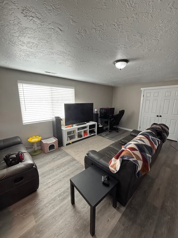 Roy Apartment: 5386 S 1950 W