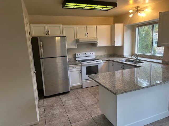 Ogden Townhome: 2647 Deer Run Dr