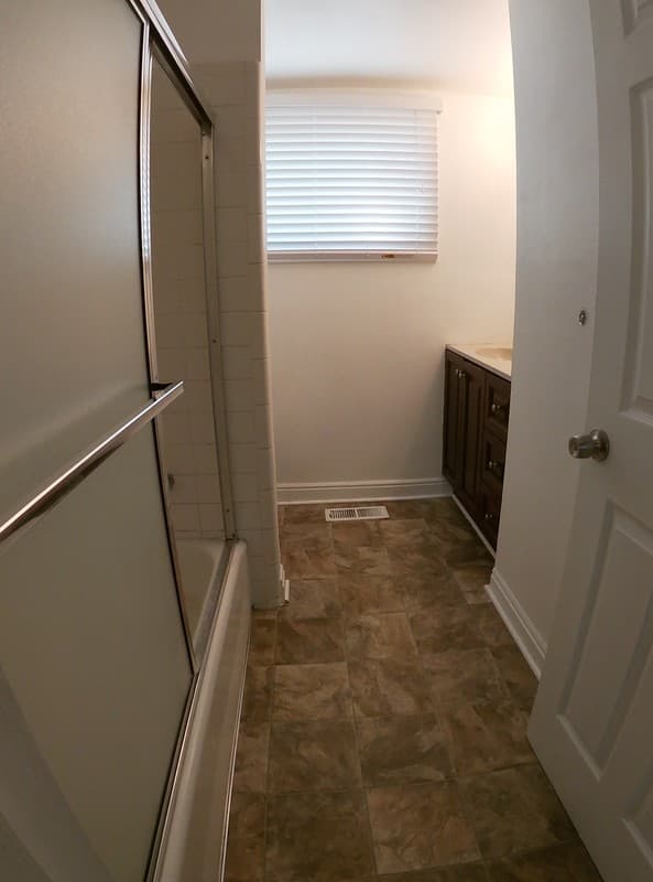 Salt Lake City Single Room: 1738 E Cloverdale Rd