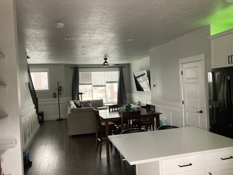 North Salt Lake Single Room: 25 E Center St
