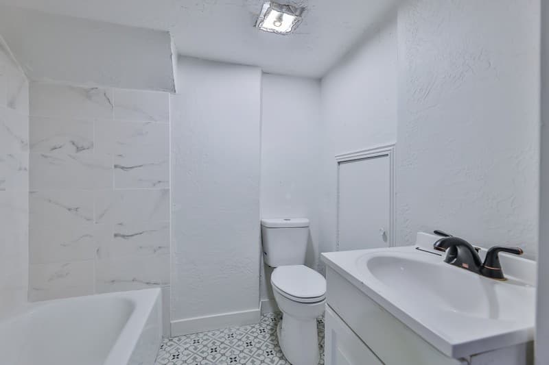 Ogden House: 576 8th St