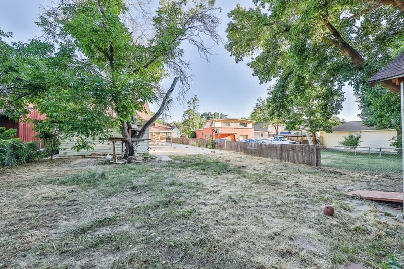 Ogden House: 576 8th St