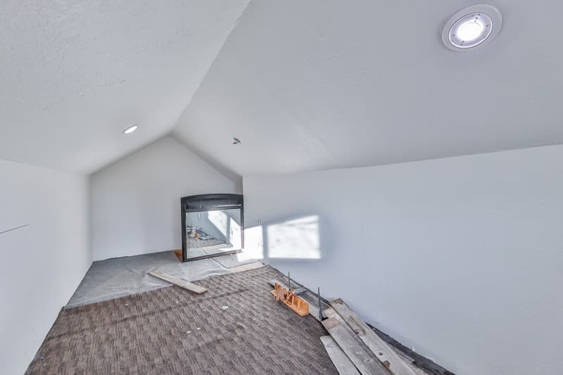 Ogden House: 576 8th St