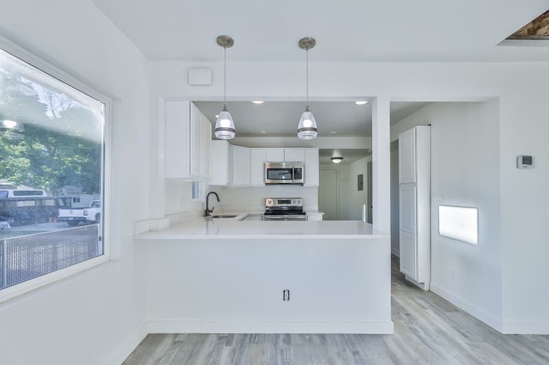 Ogden House: 576 8th St