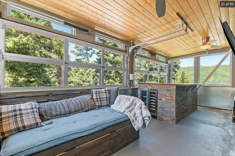 Park City House: 105 Crestview Cir