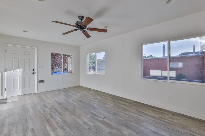 Ogden House: 576 8th St