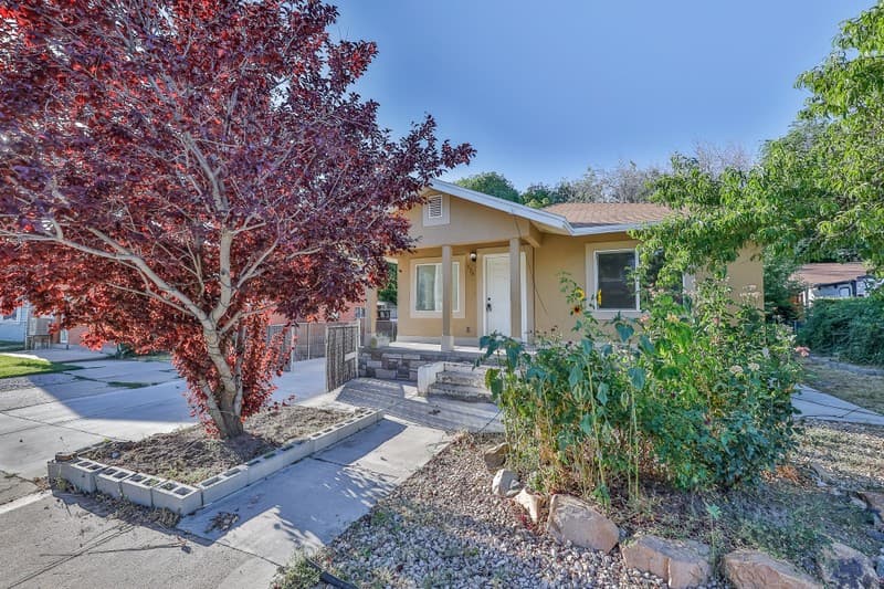 Ogden House: 576 8th St