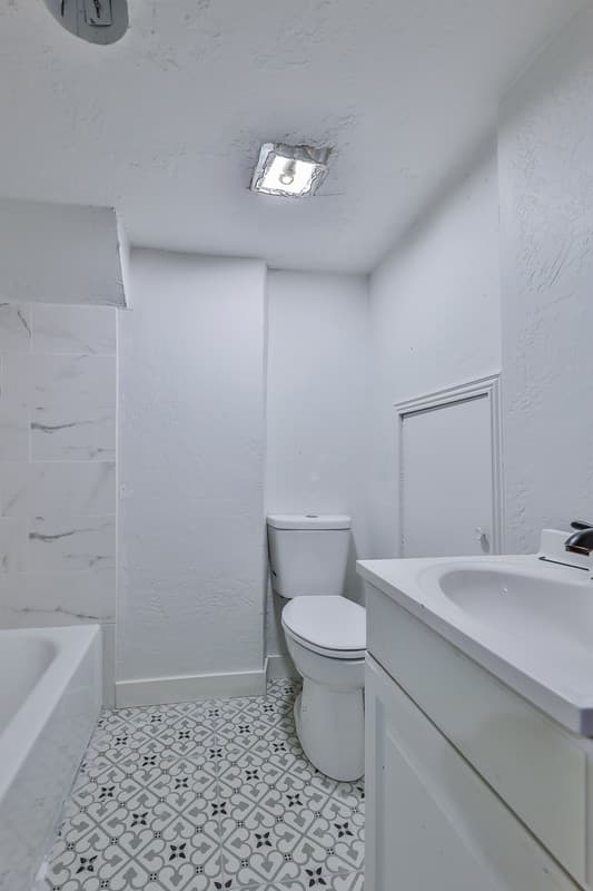 Ogden House: 576 8th St