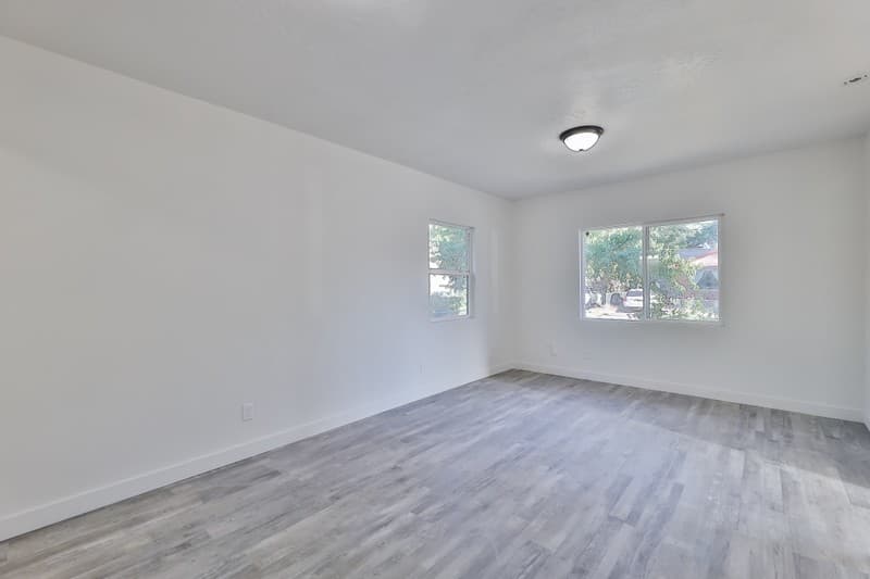 Ogden House: 576 8th St