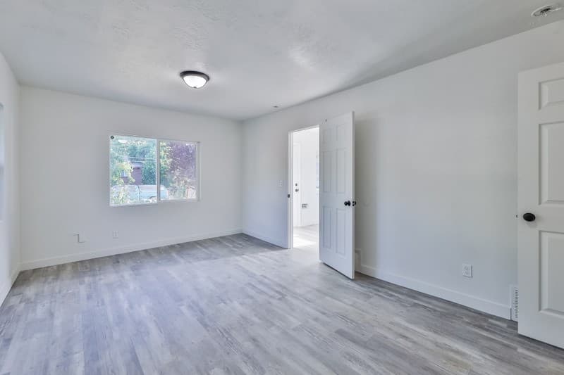 Ogden House: 576 8th St