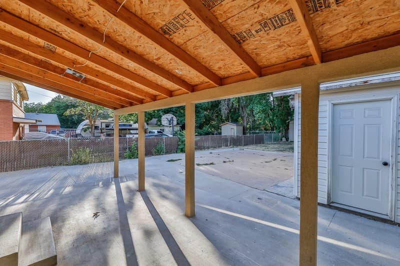 Ogden House: 576 8th St