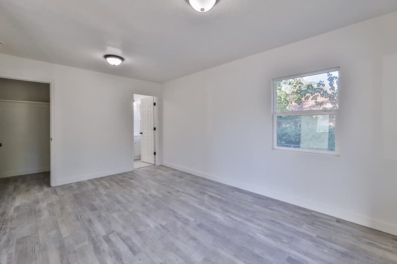 Ogden House: 576 8th St