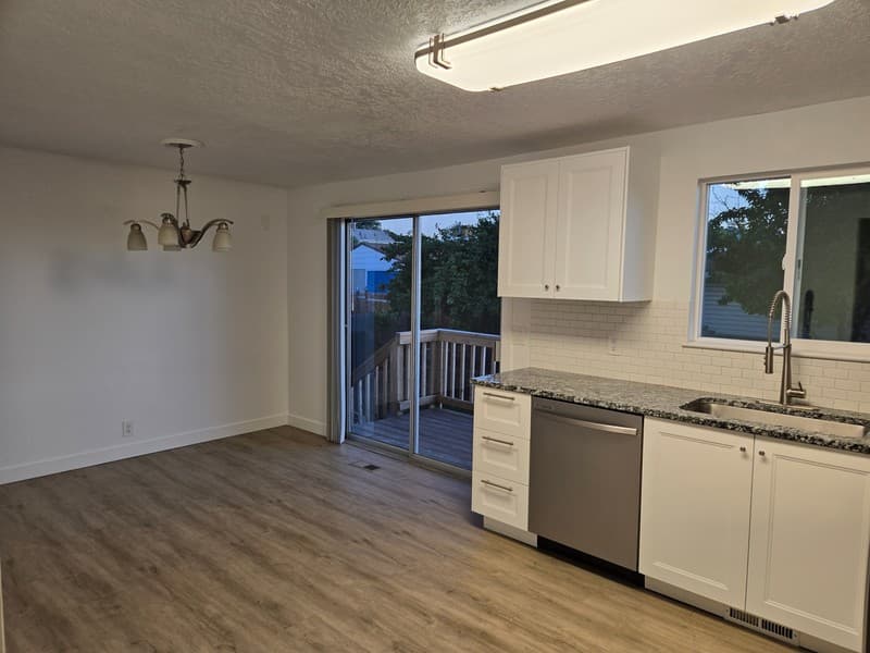 West Valley City House: 3906 S Boothill Cir