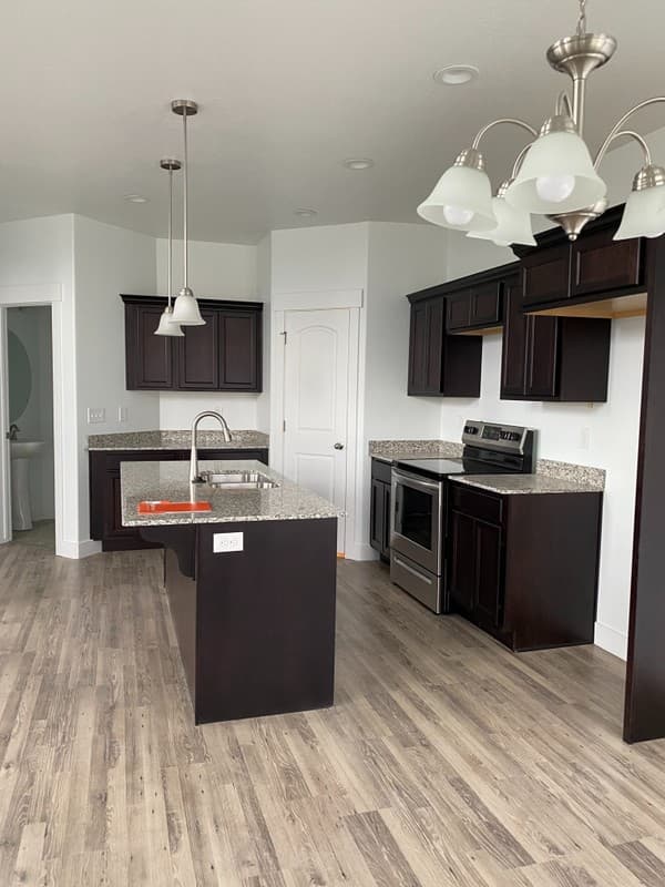 Bluffdale Townhome: 16431 S Bull Spring Ln