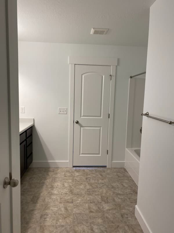 Bluffdale Townhome: 16431 S Bull Spring Ln