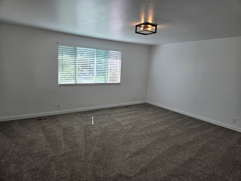West Valley City House: 3906 S Boothill Cir