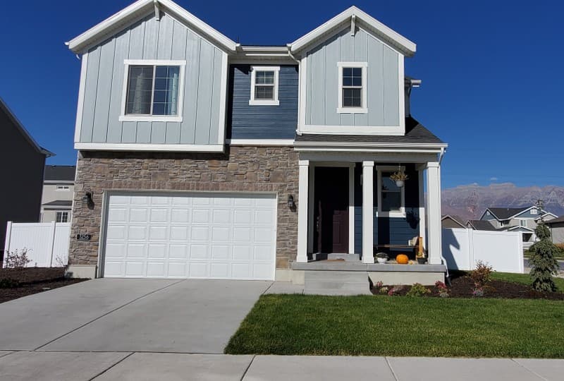 Provo House: 3256 W 1670 N