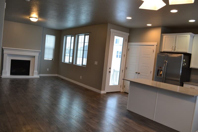 Provo House: 3256 W 1670 N