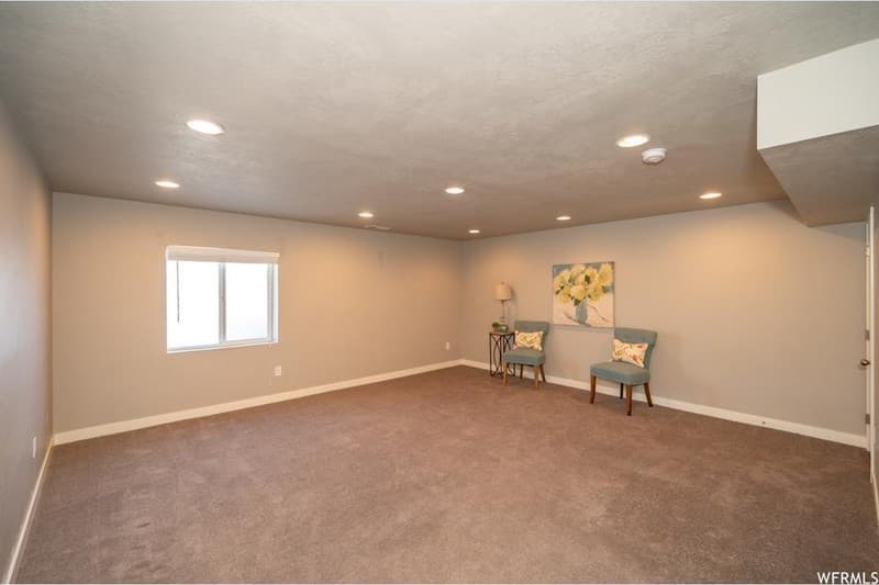 Herriman Townhome: 14431 S Ferndale Way