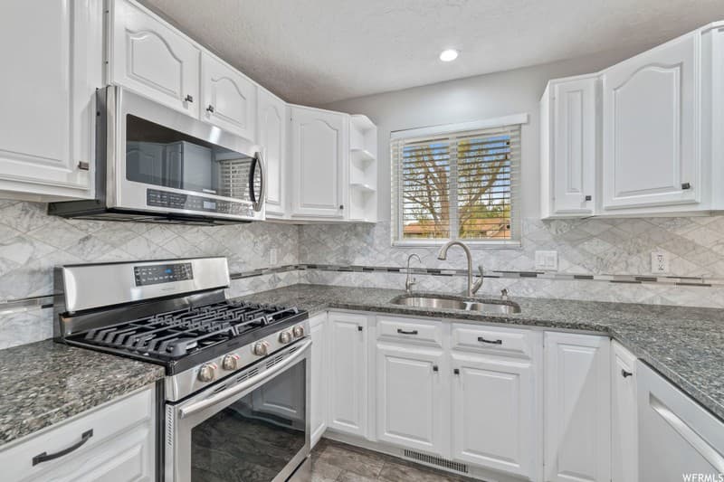 Clearfield Single Room: 81 N 1300 W
