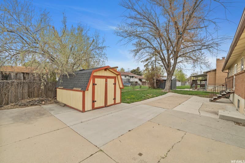Clearfield Single Room: 81 N 1300 W