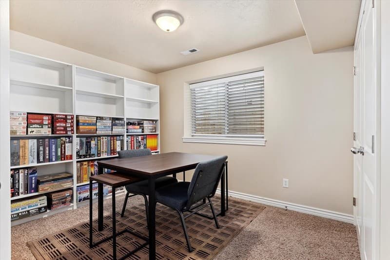 Kaysville House: 739 S Kays Dr
