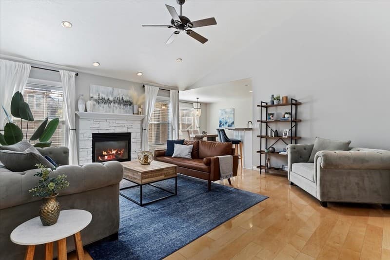 Kaysville House: 739 S Kays Dr