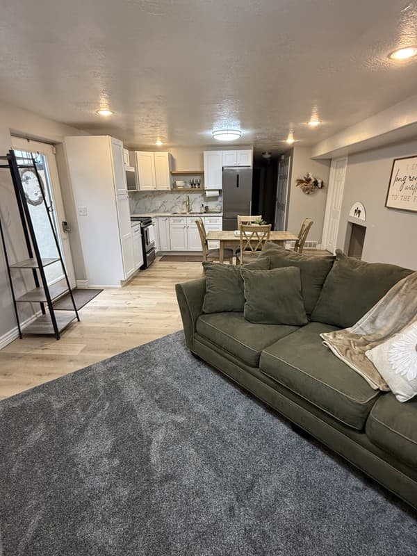 Kaysville Multiplex: 837 Crimson Ln