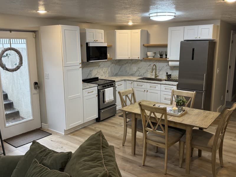 Kaysville Multiplex: 837 Crimson Ln