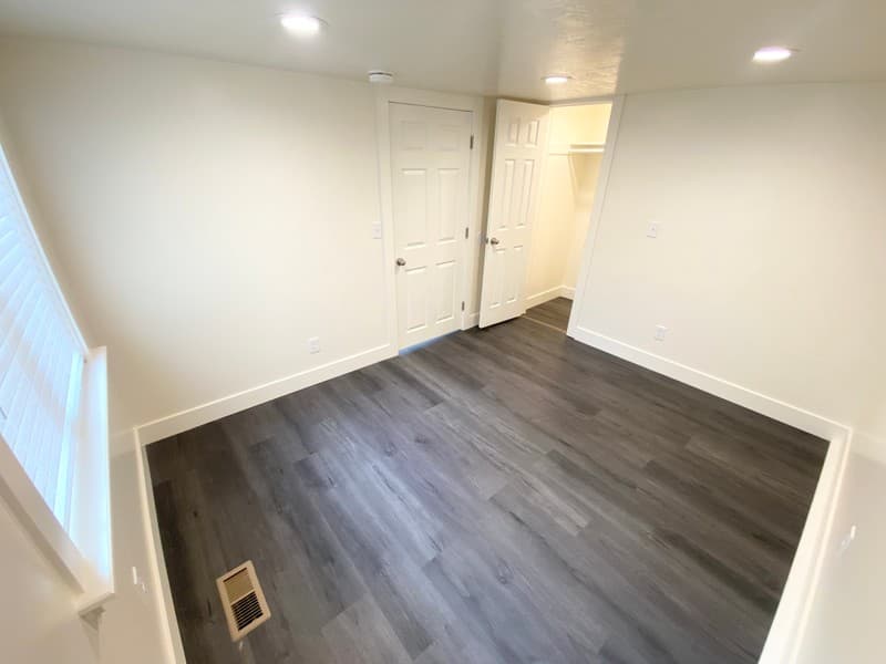 Orem Apartment: 304 E 950 S