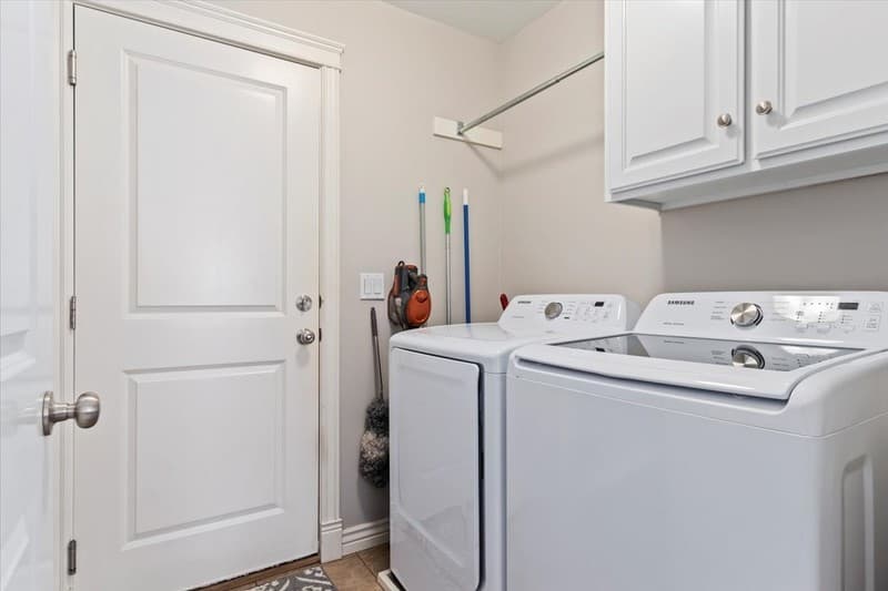 Kaysville House: 739 S Kays Dr