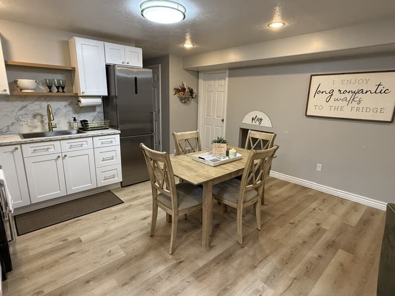 Kaysville Multiplex: 837 Crimson Ln