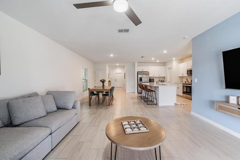 San Antonio House: 11298 Radiant Shore Loop