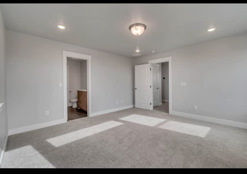Logan House: 1579 W 2100 S