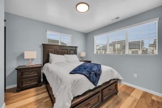 Riverton House: 585 W Life Dr