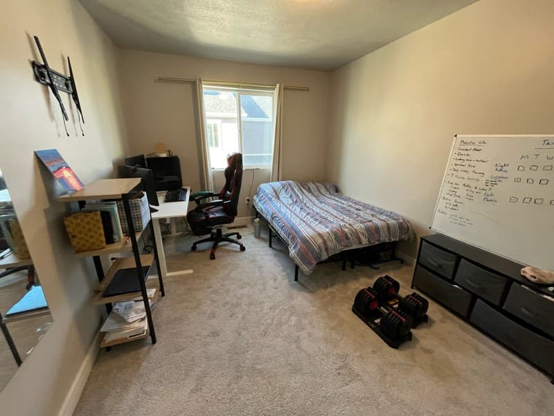 Riverton Single Room: 15030 S Wild Horse Way